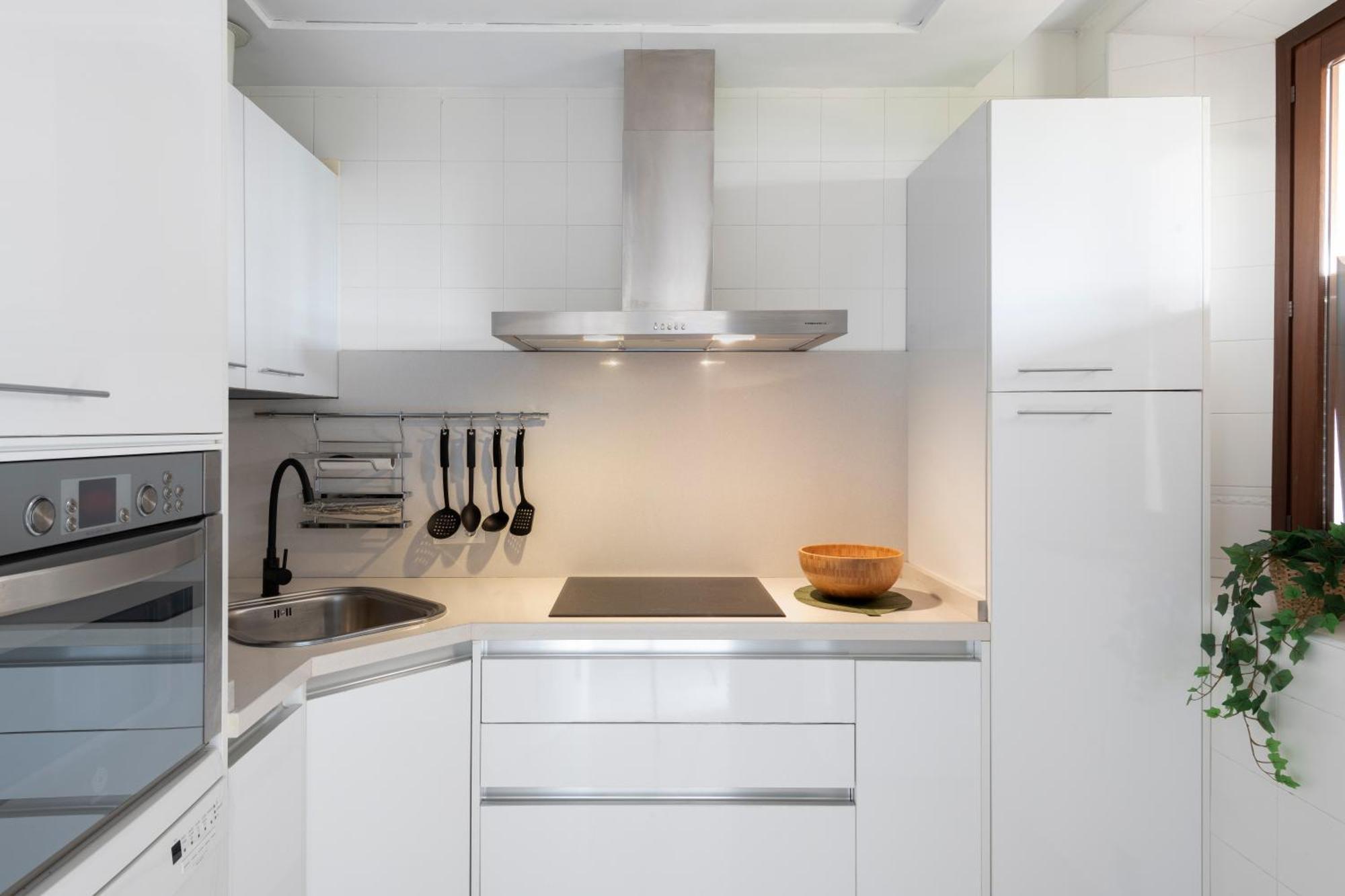 Magno Apartments San Laureano - Private Parking Included Sevilla Bagian luar foto