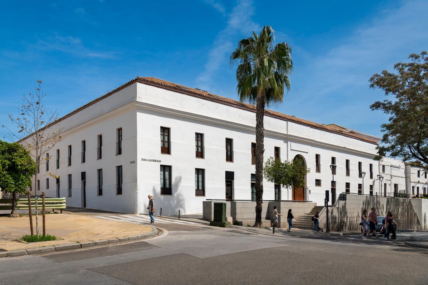 Magno Apartments San Laureano - Private Parking Included Sevilla Bagian luar foto
